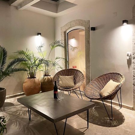 Апартаменты Guestready - Luxury With Private Terrace In Lapa Лиссабон Экстерьер фото
