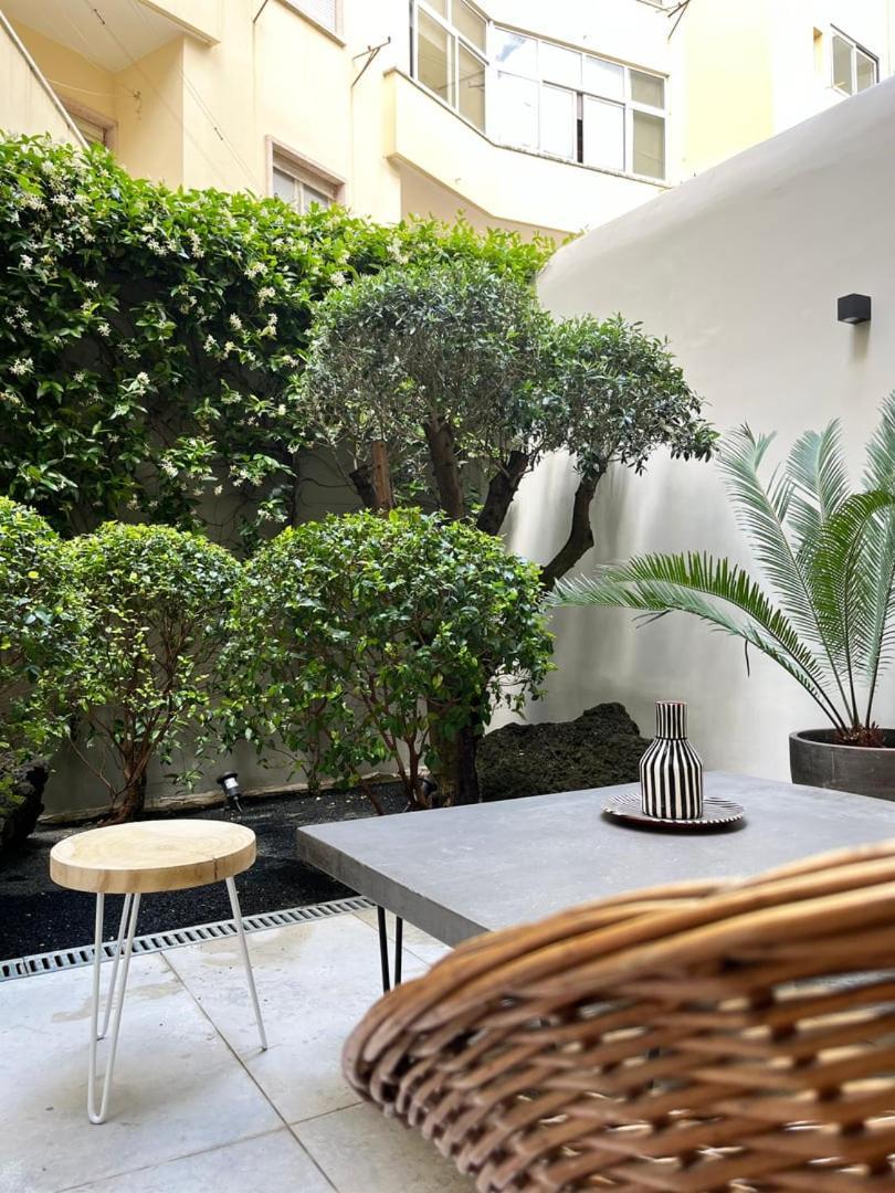 Апартаменты Guestready - Luxury With Private Terrace In Lapa Лиссабон Экстерьер фото