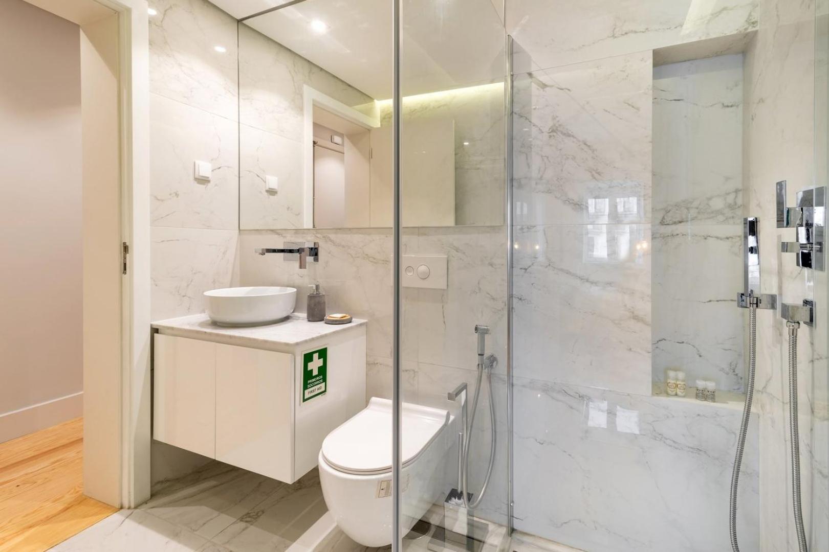 Апартаменты Guestready - Luxury With Private Terrace In Lapa Лиссабон Экстерьер фото
